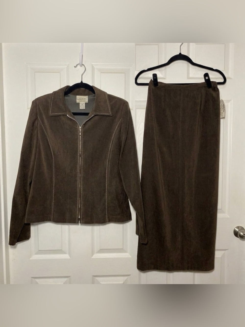 Vintage Y2K Fashion Bug Faux Suede Set Brown Zip Jacket Maxi Skirt